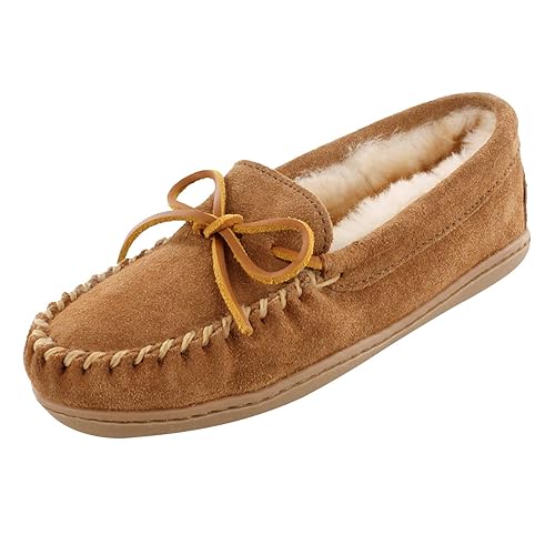 minnetonka women's moccasins amazon