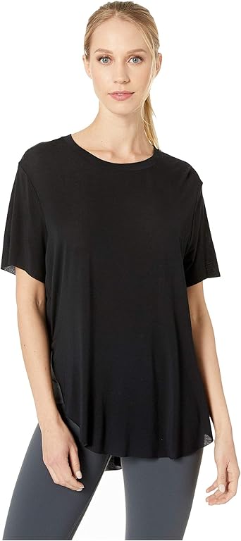 alo yoga shirt