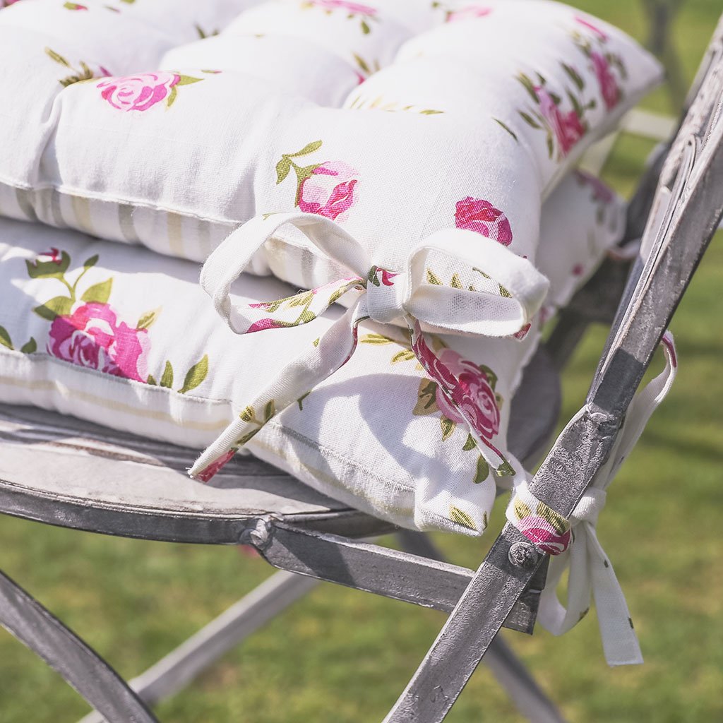 Garden Furniture & Accessories Dibor Set of 2 Vintage White Floral