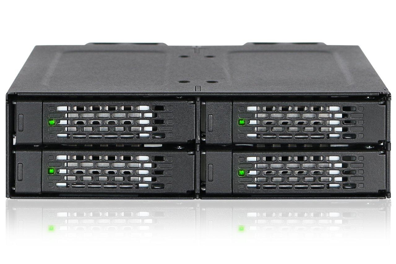 ICY DOCK 4 Bay 2.5 NVMe U.2/U.3 SSD PCIe 4.0 Rugged