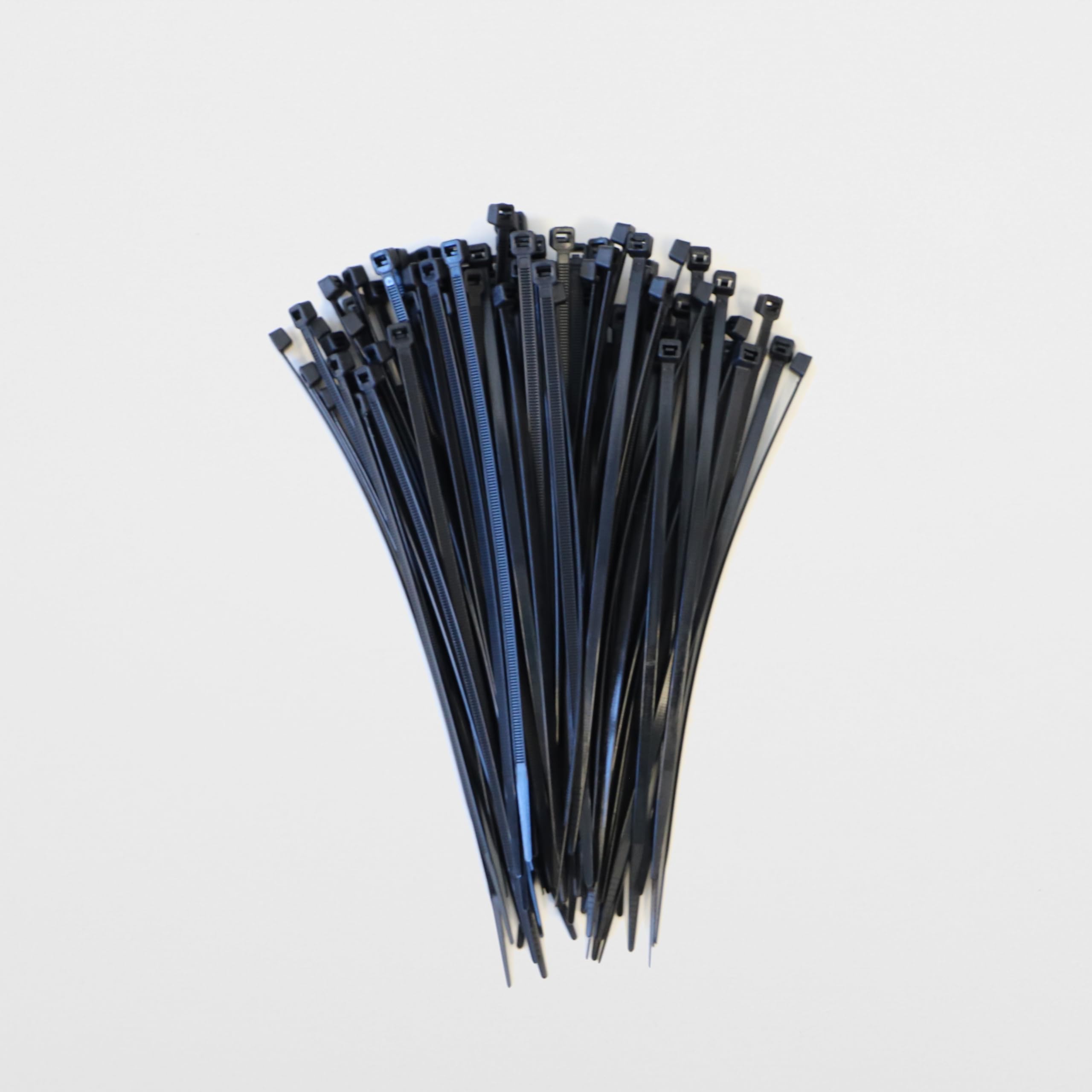 Schneider Electric Thorsman Cable Ties Pack of 100 Polyamide 200 x 4.8 mm, Colour Black, Various Sizes, Smooth Rounded Edges, Super Durable, Self-Locking Cable Ties for Cable Management