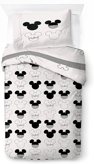 Jay Franco Star Wars Mandalorian The Cutest Bounty Duvet Set 3-Piece 135 x 200