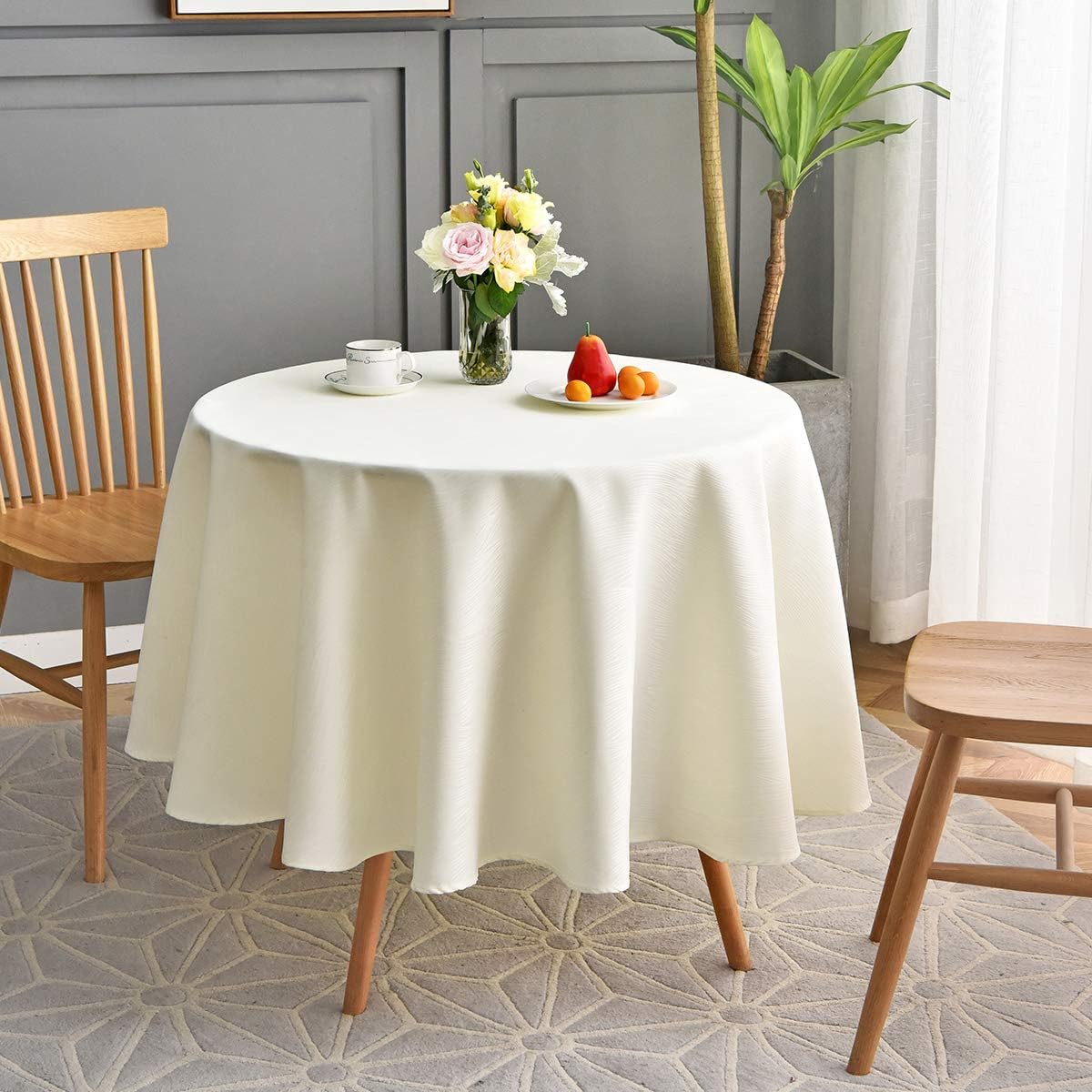 Best table cloth water proof and stain proof