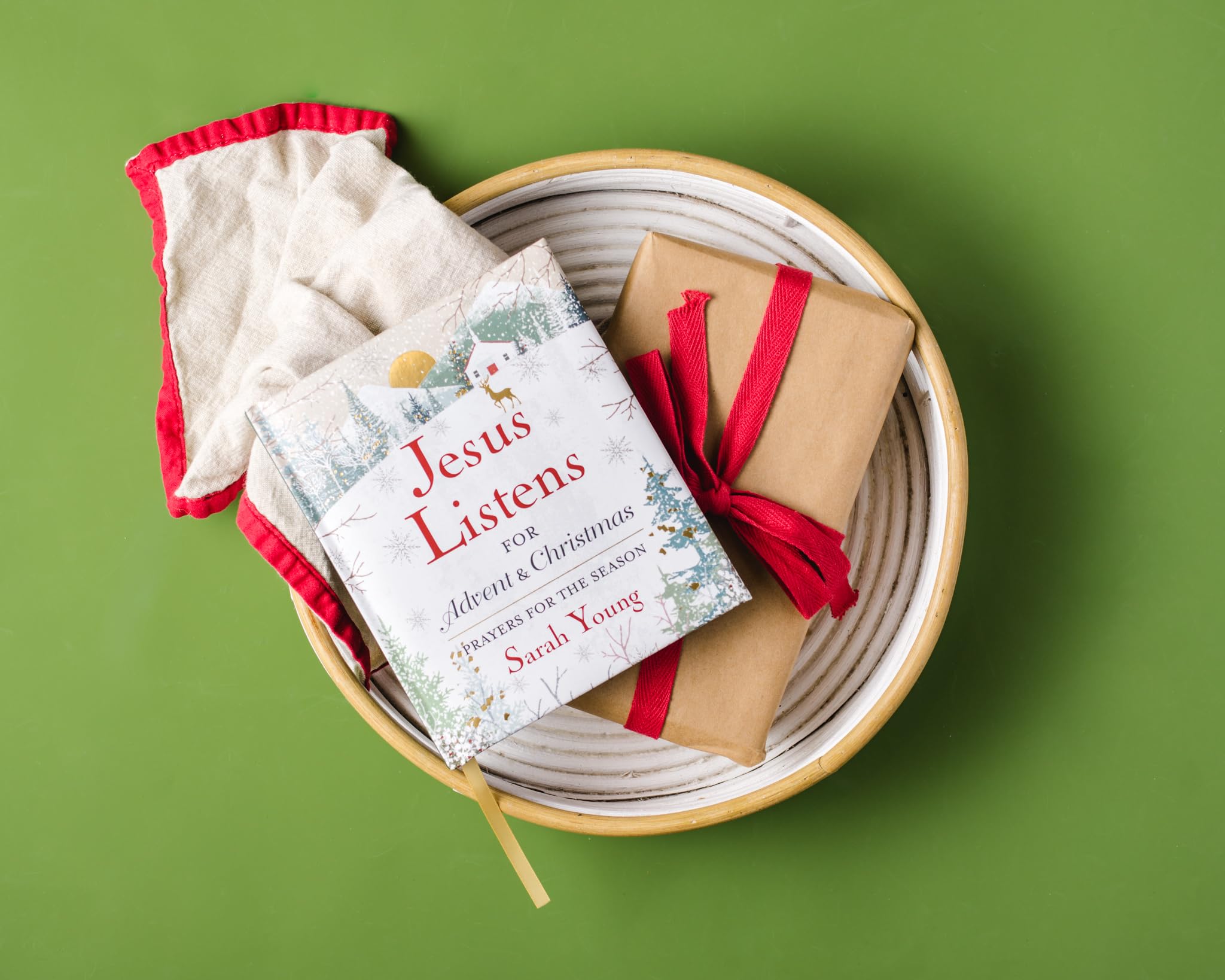Jesus Listens--for Advent and Christmas, Padded Hardcover, with Full Scriptures: Prayers for the Season (A 40-Day Devotional) Jesus Listens--for Advent and Christmas, Padded Hardcover, with Full Scriptures: Prayers for the Season (A 40-Day Devotional) Hardcover Kindle Audible Audiobook