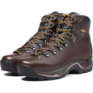 best leather backpacking boots Hike 6" (Saddle Tan) Goodyear Welted US 11.5/ EUR 44.5 / / Tan Crafted out of full grain thick buffalo leather The 4 Best Hiking Boots