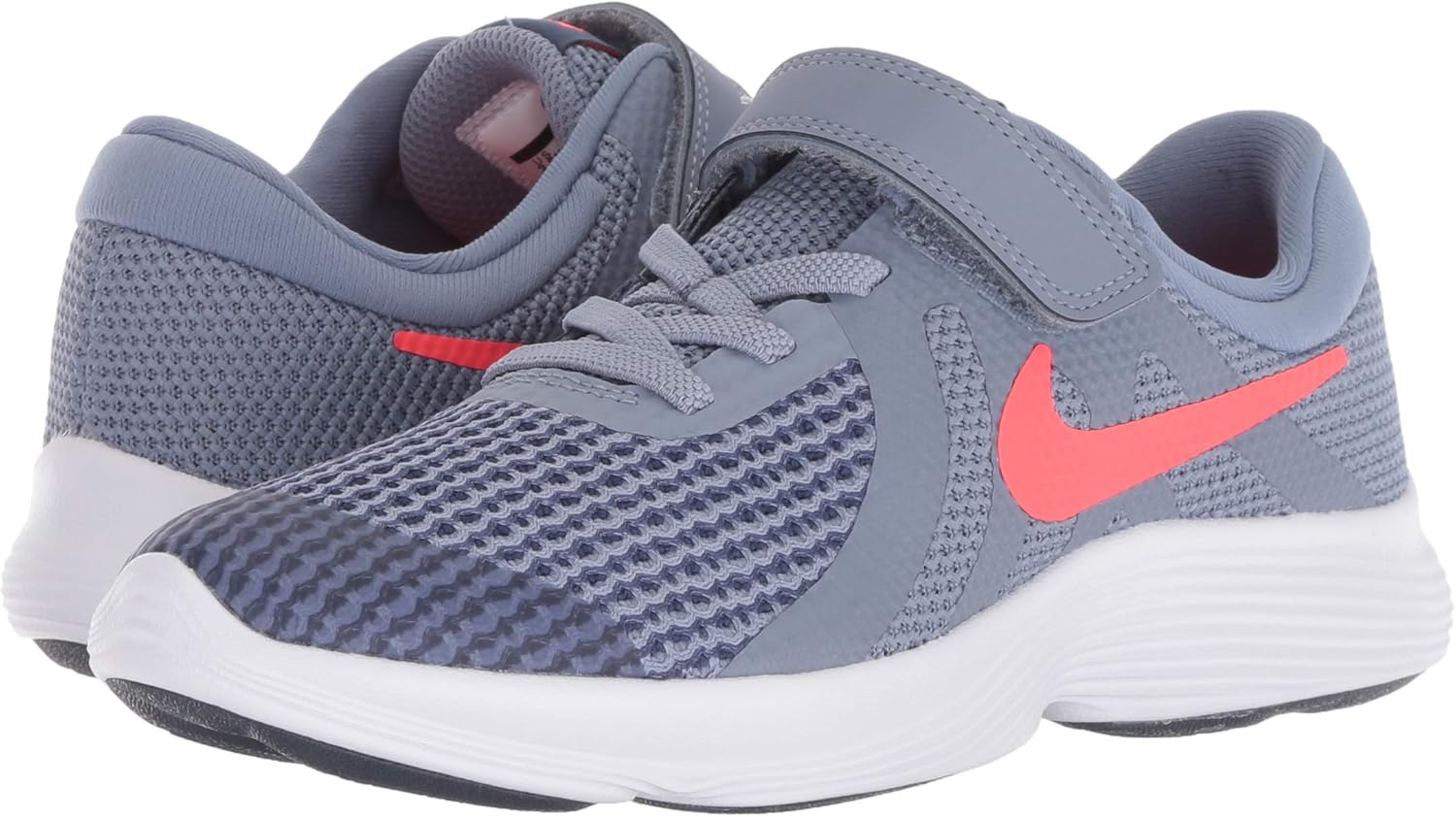 nike revolution kids