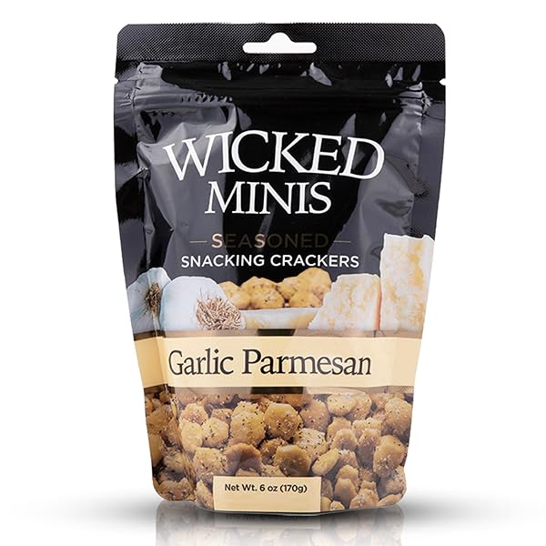 WICKED MINIS SOUP & OYSTER CRACKERS – SALTINE CRACKERS SALTED FLAVORED MINI PUFFED SOUP CRACKERS, SAVORY SNACKING MIX, SEASONED CROUTONS SALAD TOPPERS, CRACKERS FOR CHILI 6OZ (GARLIC PARMESAN)