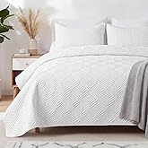 Whale Flotilla Extra Soft King Quilt Bedding Set, Lightweight White Bedspreads Quilt King Size with Modern Pattern, Reversible 3-Piece Coverlet with 2 Pillow Shames for All Seasons