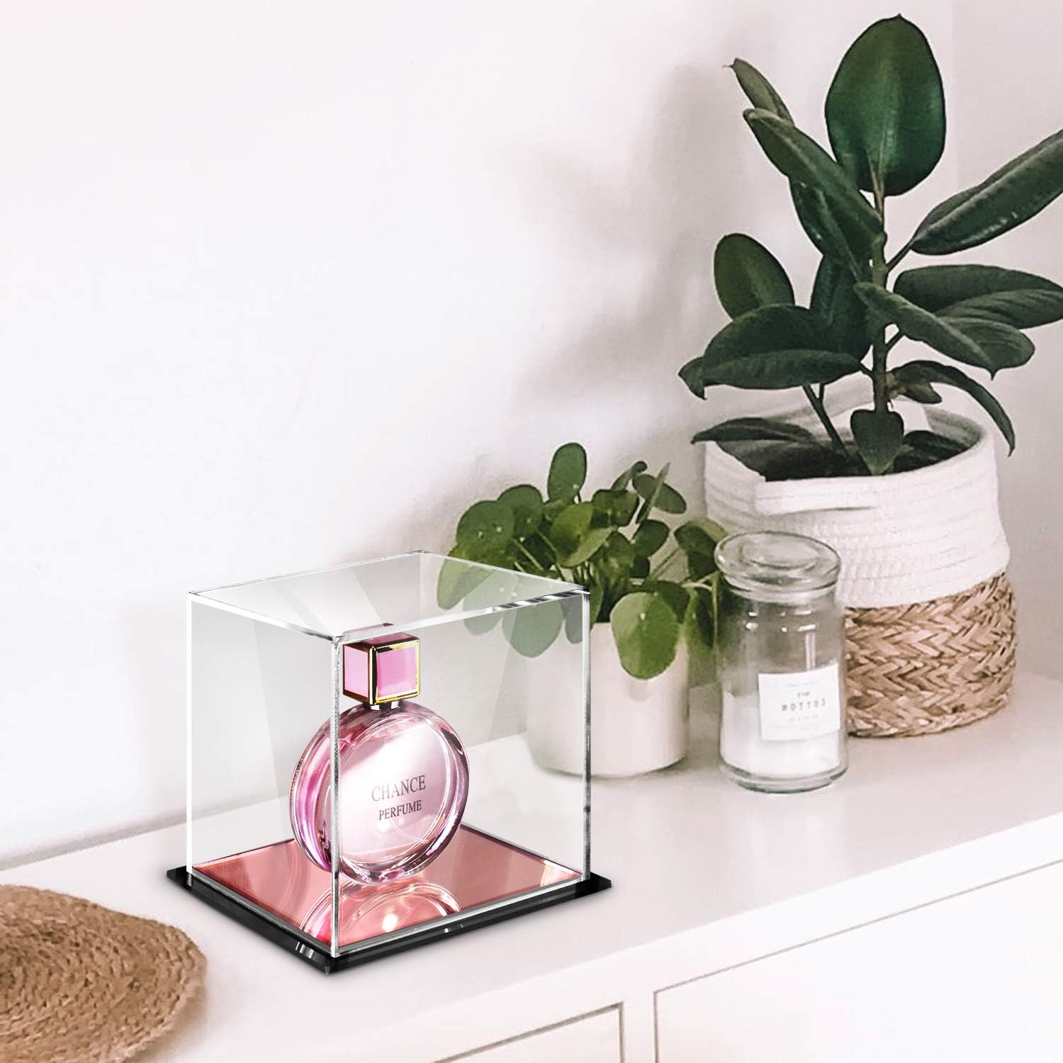 Ikee Design Clear Acrylic Display Case with Rose Gold Mirrored Base Memorabilia Display Case Mirrored Base Display Box Cube Display Case Display Cabinet Dust Cover, 5 1/2" W x 5 1/2" D x 5 1/8" H : Sports & Outdoors