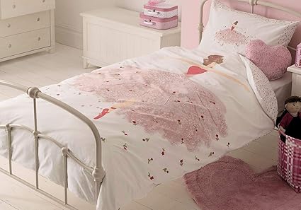 Amazon Laura Ashley ローラアシュレイ アメリア バレリーナプリント シングルサイズ 布団カバー 137cm X 0cm 枕カバー 50cm X 75cm セット Amelia 並行輸入品 Laura Ashley ローラアシュレイ 寝具カバーセット 通販