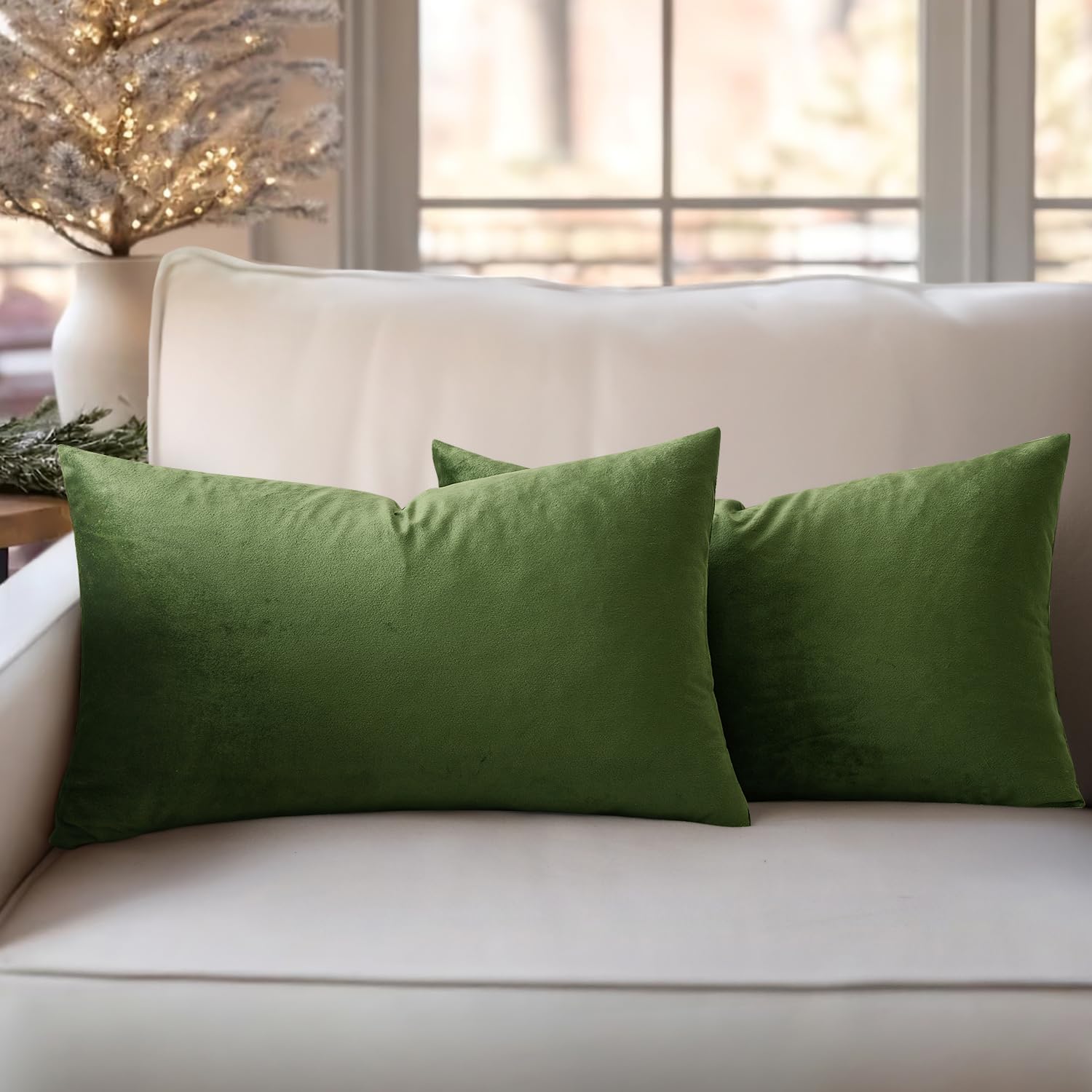 Slozzi Set of 2 Velvet Cushion Covers Home Plain Decorative Throw Pillow cases 12x20 Inch 30x50 cm Soft Square Pillow Covers for Sofa Bedroom Matcha Green