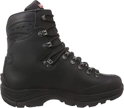 mens walking boots amazon