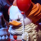 TUBBZ Pennywise Rubber Duck Figure 9 cm Collectible Display Boxed view 4