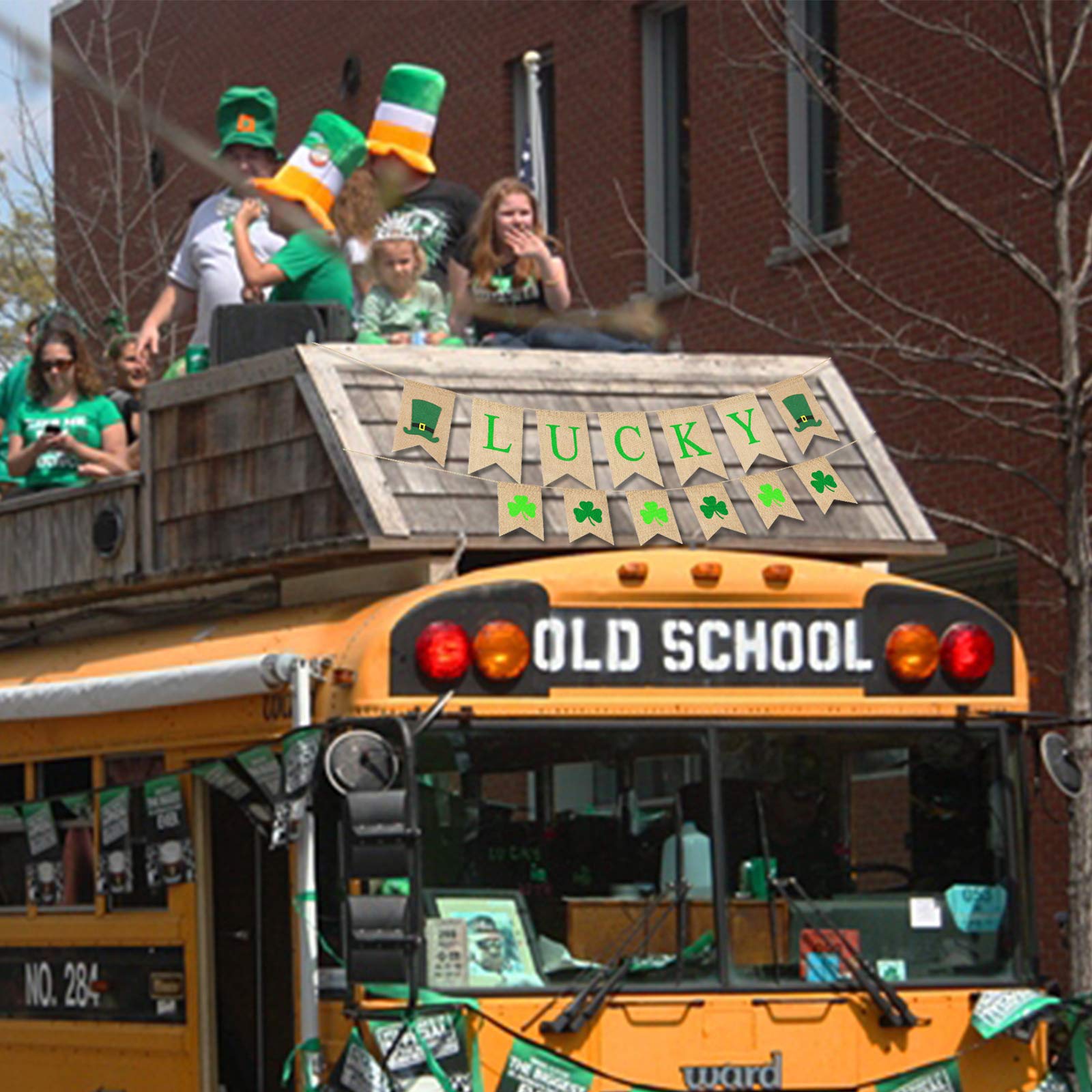 ZERHOK St. Patrick\'s Lucky Banner with Clover Garland Rustic Burlap Irish Shamrock Bunting Swallowtail Flag for St Patrick\'s Day Decoration