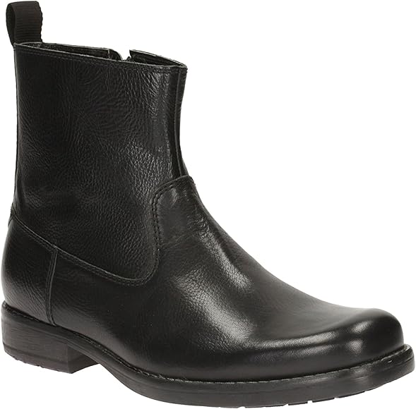 clarks short black boots
