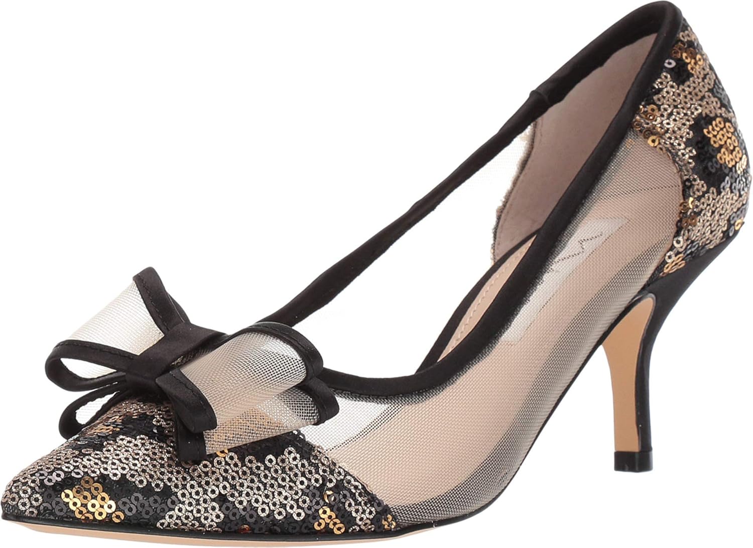 nina bianca pointy toe pump