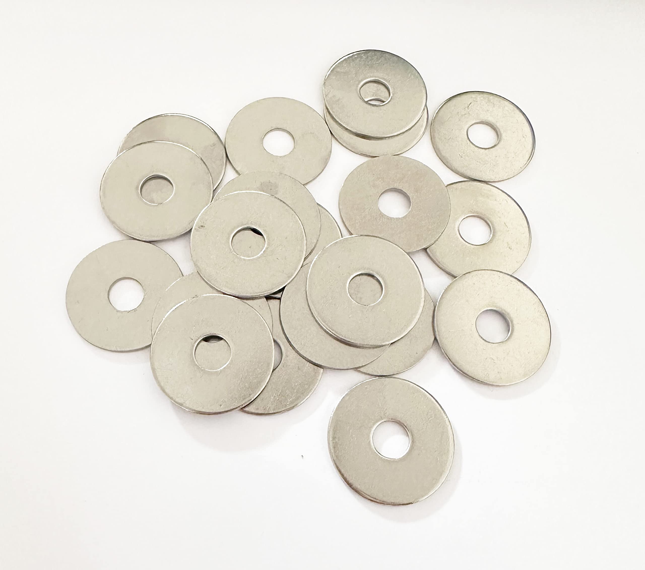 M8 Stainless Steel Washers,20 pcs M8 x 30mm Flat Penny Washers,A2 Stainless Steel Large Flat Repair Washers for Screws & Bolts With storage box (M8 X 30 20PCS)