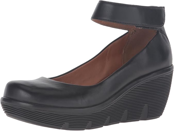 Amazon.com | Clarks Women's Clarene Tide Wedge Pump | Flip-Flops