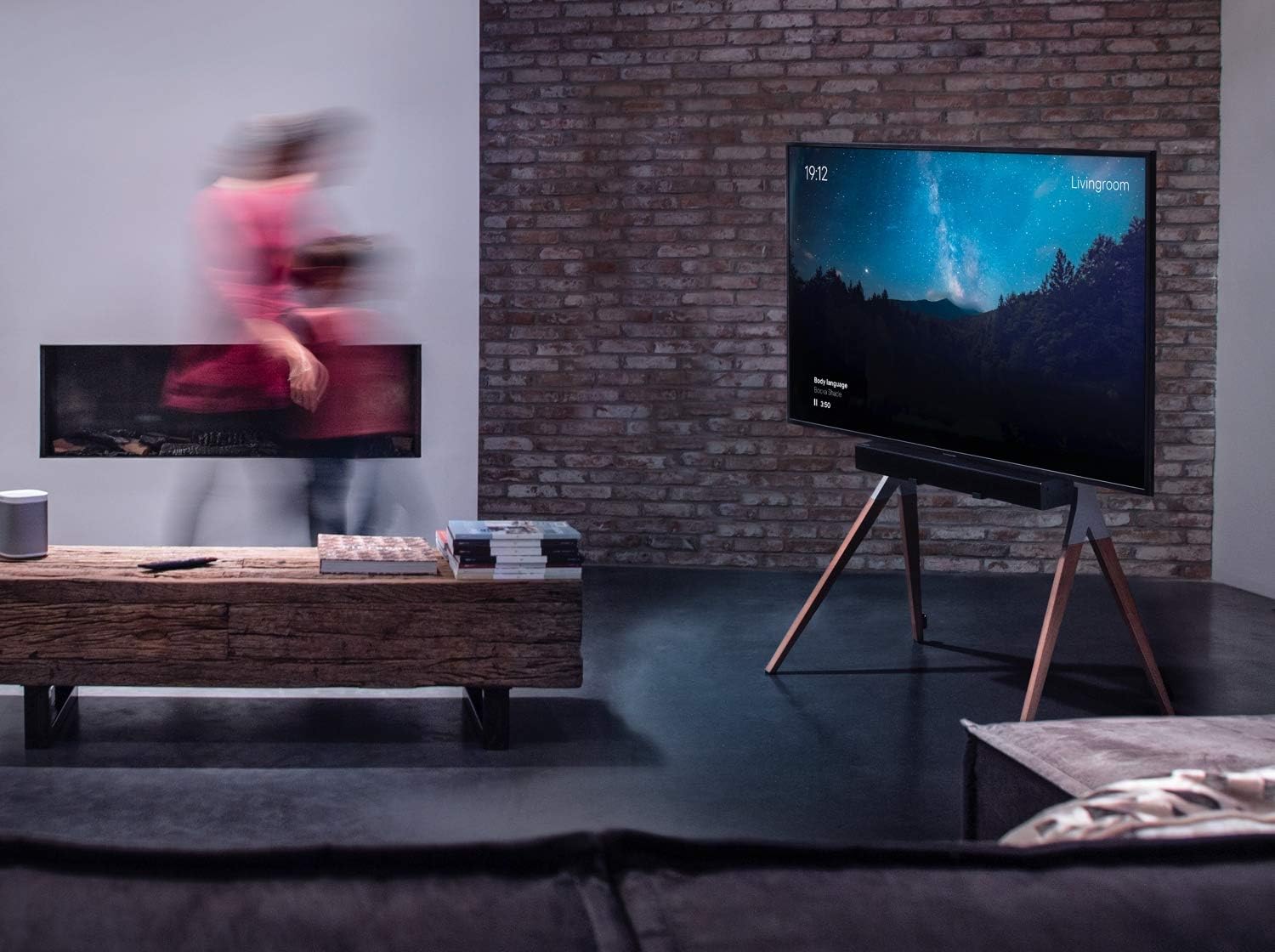 One For All Falcon Universal TV Stand, Screen Size 32-70”- LCD/LED/Plasma/OLED/QLED TVs, VESA 200x100 to 400x400 - Image 3