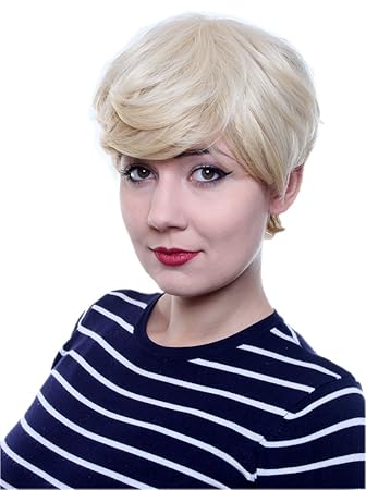 Prettyland C542 Short Hair Wig Layered Straight Slightly Wavy