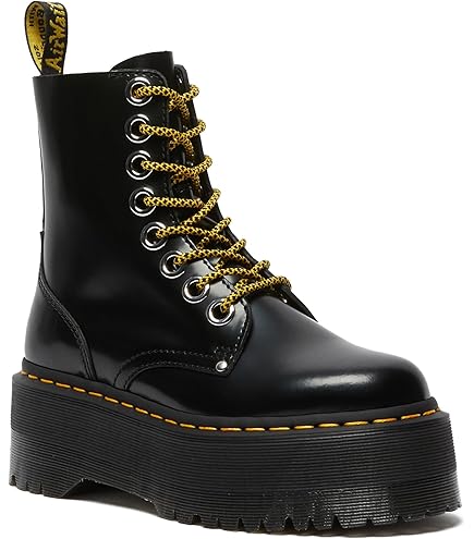 Dr.Martens

メンズブーツ 中古 DMXL 8-eye leather boots in Black | Dr. Martens