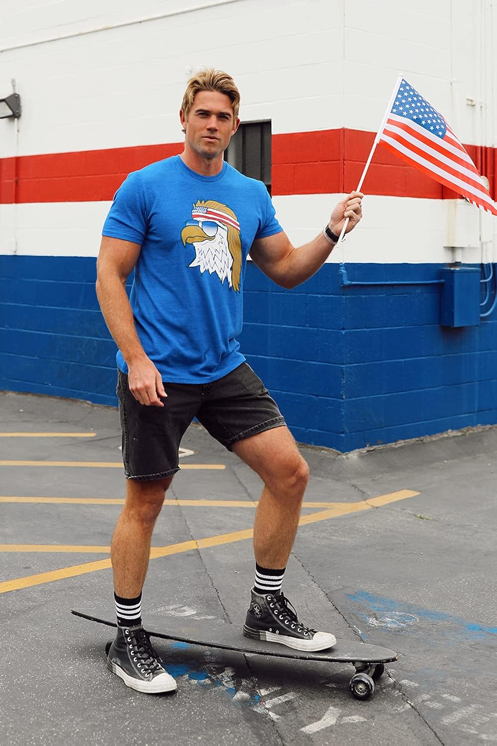 Funny Men's Animal Themed Patriotic Graphic Tees for 4th of July and Summer: Clothing