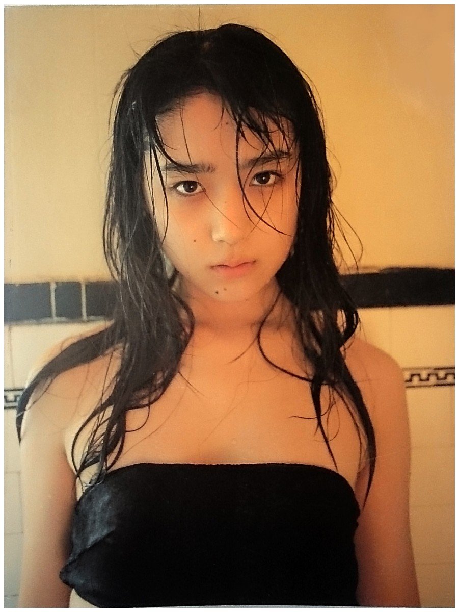 Secrets 初音映莉子写真集 Amazon Co Uk Books