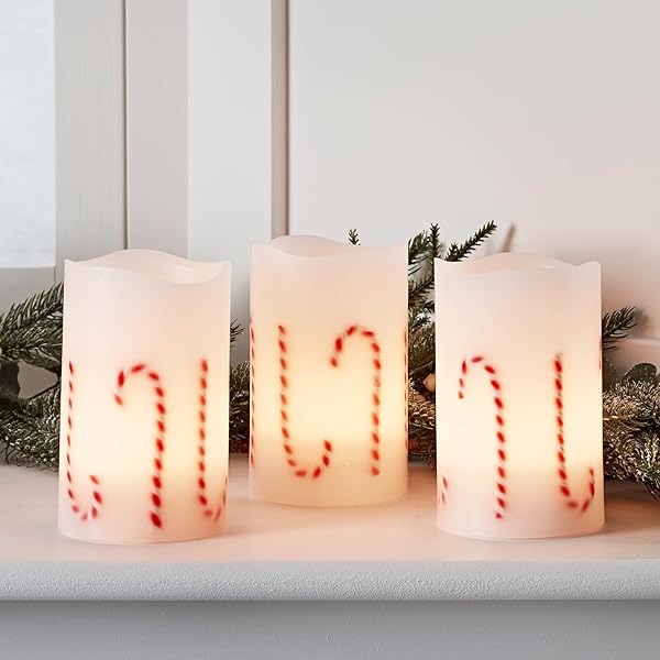 Amazon Com Lights4fun Inc Set Of 3 Battery Operated Led Flameless Christmas Candy Cane Candles With Remote Control Home Kitchen