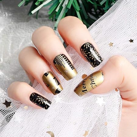Amazon Unbranded Liarty 24ピース12の異なるサイズの偽の爪の金と黒のクリスマス 花火メリークリスマスフェイクネイルズ 金と 黒 Unbranded ネイルチップ 通販