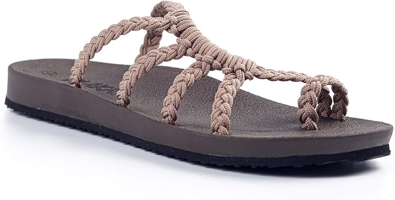 best flip flops for walking long distances