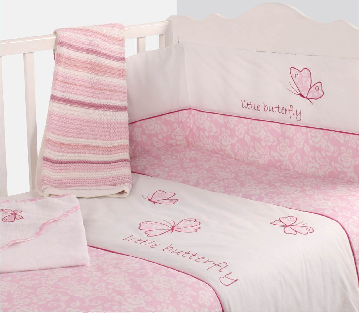 cot bedding and bumper