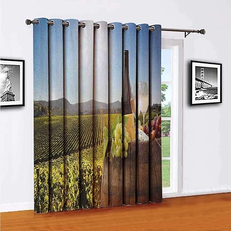 Cortina de pared para sala de vino, color blanco con barril en un