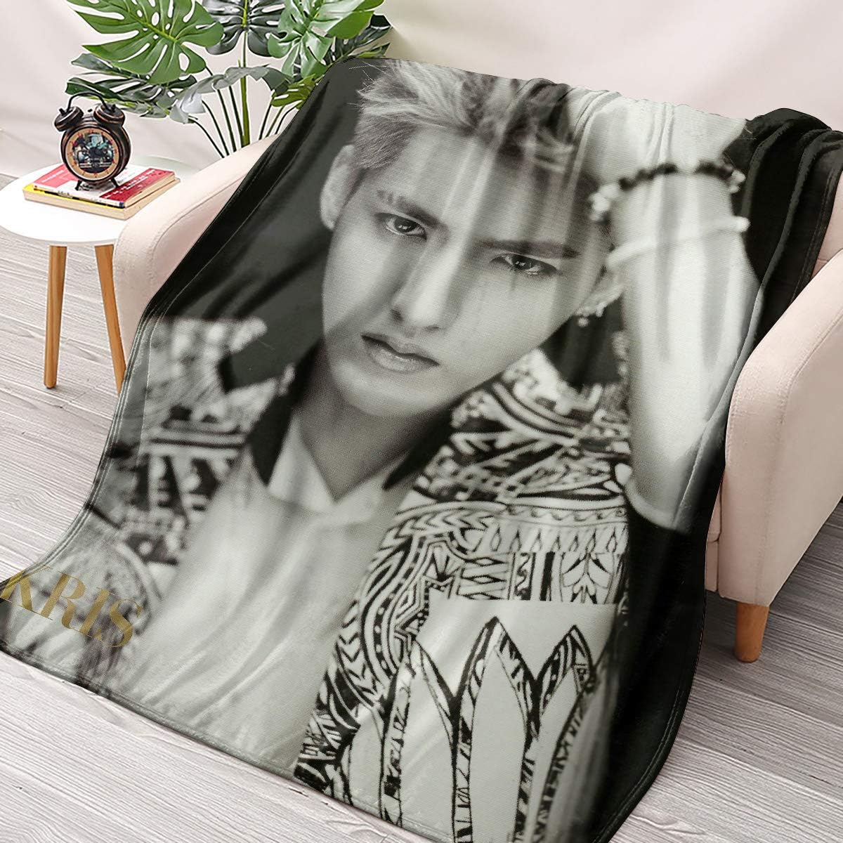 NBBZ Kpop EXO Flannel Throws Blankets Couch Sofa Fuzzy Blanket for Traveling Camping Home (70" x 90" / 180cm x 230cm)