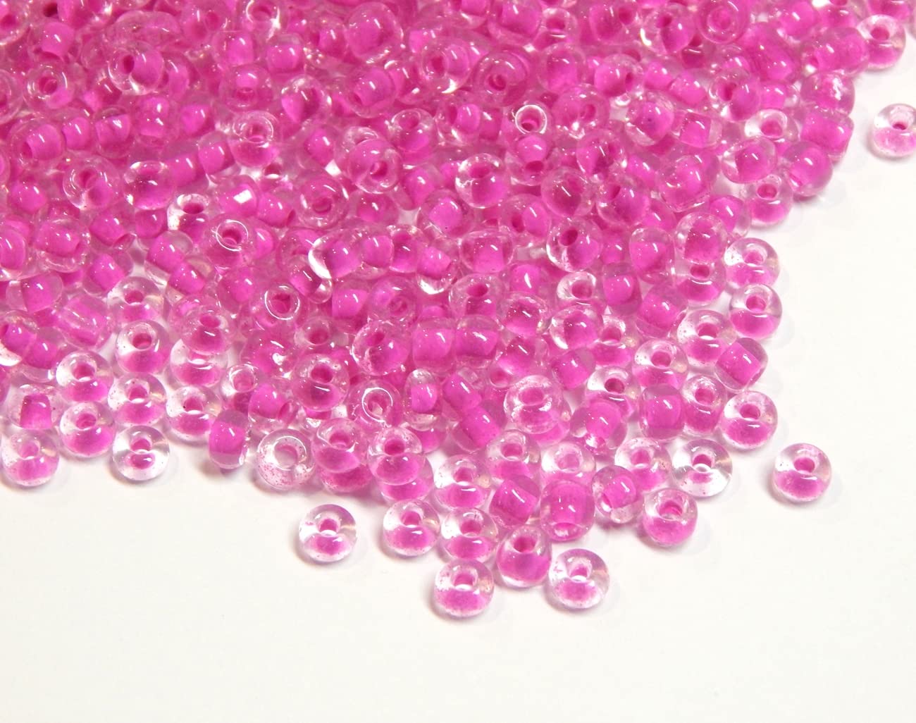Pack of 1100 Glass Seed Beads 4 mm, 6/0, Pony Beads, Clear Mini Round Beads, Seed Beads, (Pink Inner Colour)