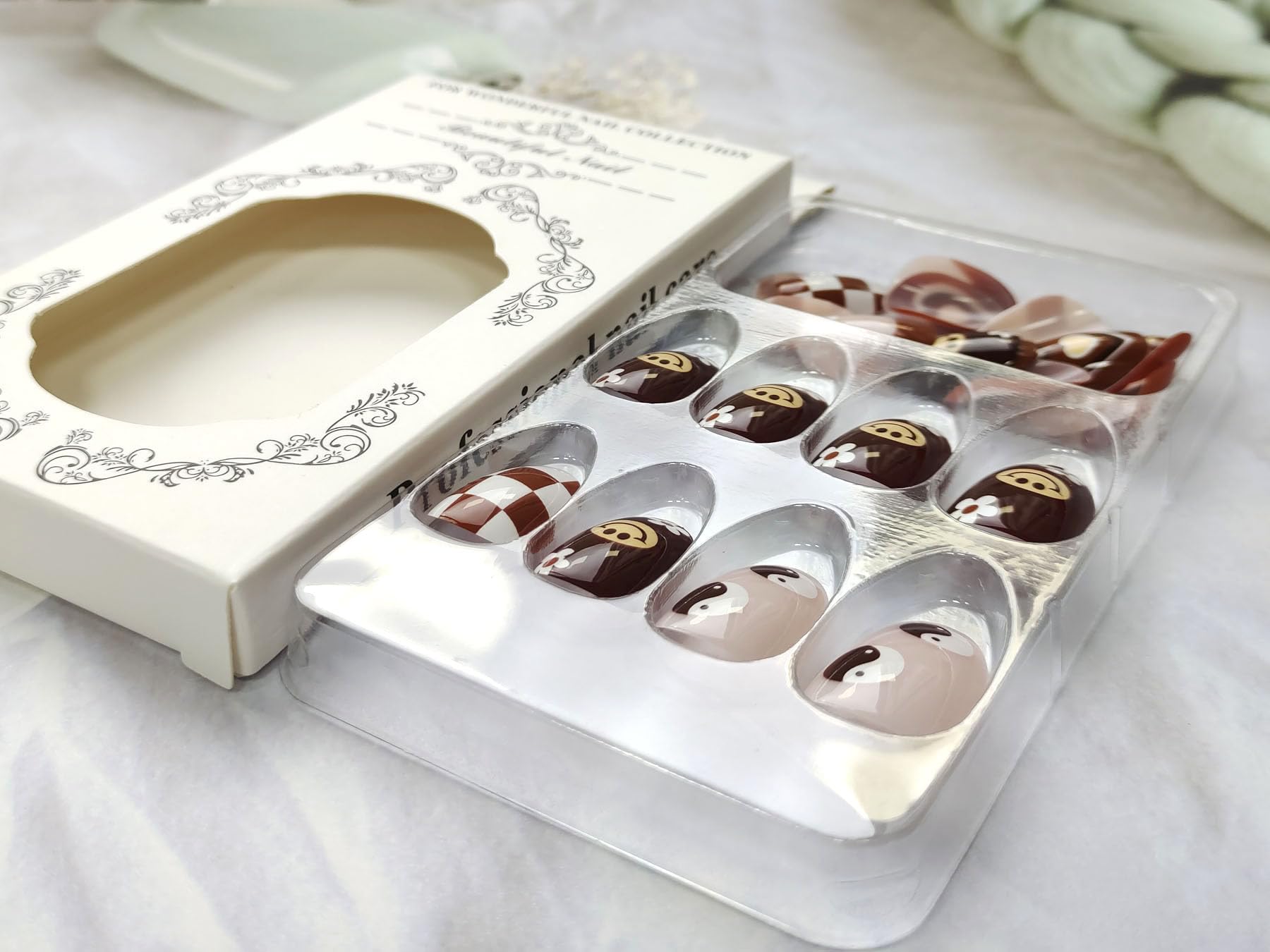 Short Press on Nails Fall Cute Face Fake Nails Winter Brown Oval Glue on Nails Glossy Coffee with Checkerboard Flower Heart Design Short Nails Full Cover French Tip False Nails for Women Girls - Image 5