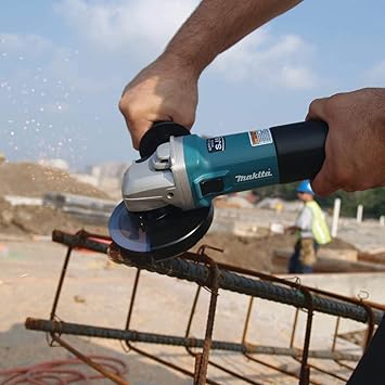 Makita 9565CV featured image 7