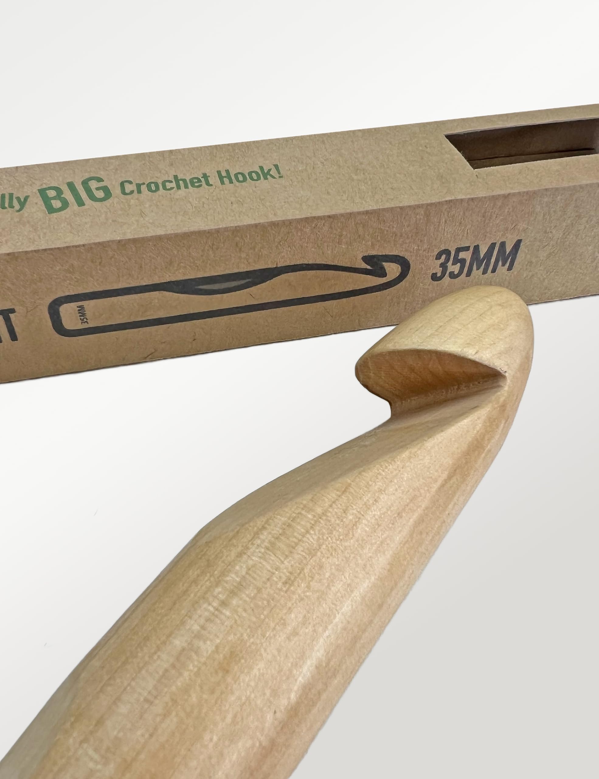 A Jolly Big 35mm Wooden Crochet Hook, Giant Single-Ended Hook (US Size Y) with Thumb Grip