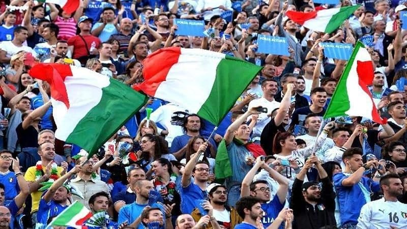 Italienische Flagge aus nautischem winddichtem Polyester -2 pcs -Flaggen Fahnen Fanartikel 90 x 150 cm Flagge von Italien mit Metall-Ösen