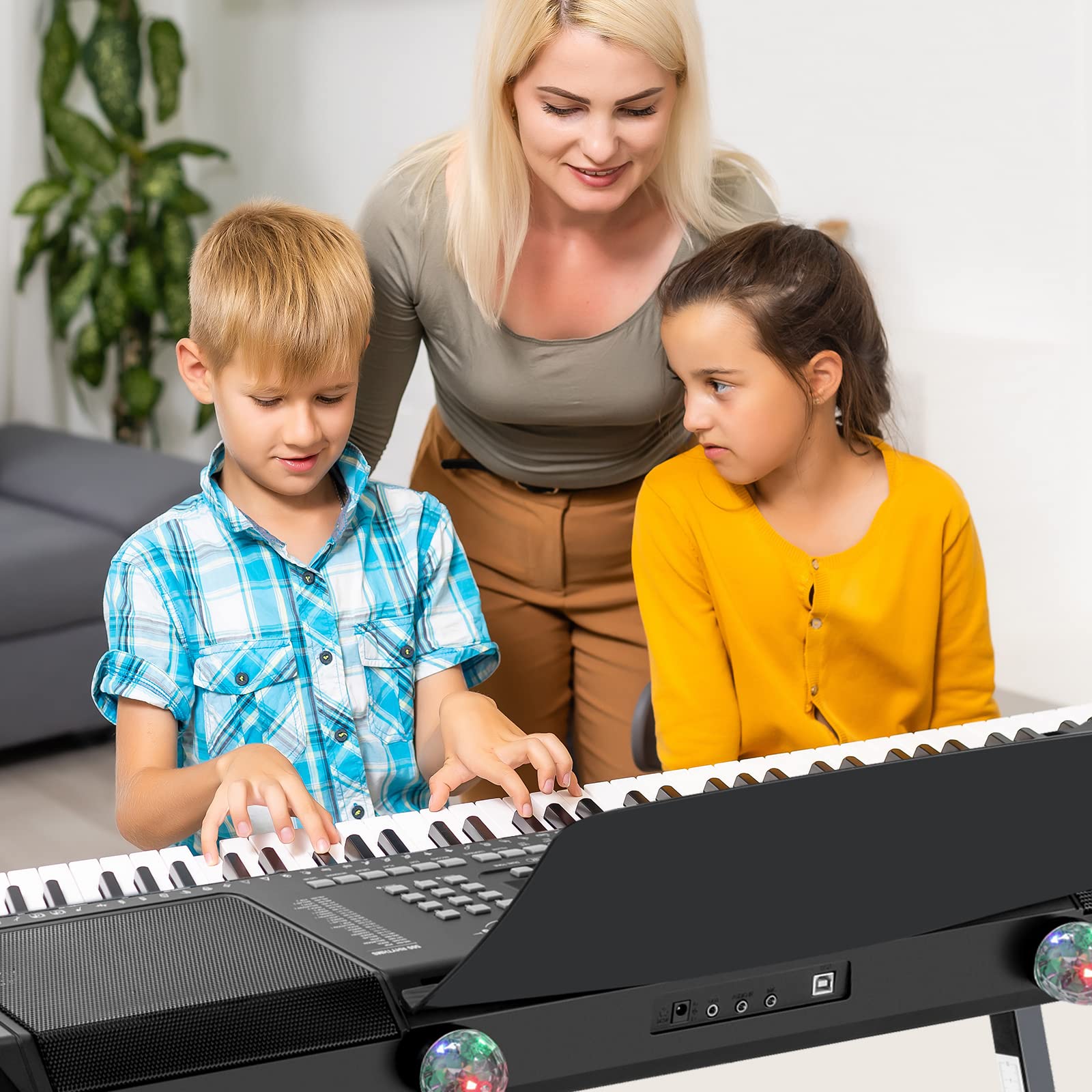 Starfavor 61 Key Electronic Keyboard Piano with LCD Display, Portable Electric Music Piano for Beginners Professions, include Z-style Stand, Bench, Microphone, Headphone, Keynote Stickers (SEK-561)