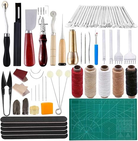 Amazon Co Jp Andyamy レザークラフト 工具 道具セット レザーツール 初心者 道具 キット 革工具セット 革細工 Diy 手作り 縫製キット 蝋引き系 刻印棒 菱目打ち レザークラフトの入門用 手縫い工具60点セット スターターキット ホビー