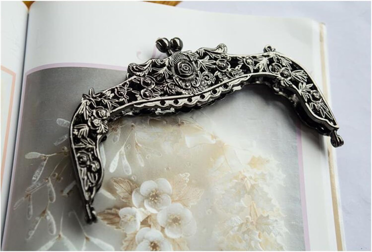 Ownstyle Hollow Out Bag Part Factory Supply DIY Bag Accessories Vintage Sewing Purse Frame Bag Frame 16 CM Metal Purse Frame Handbag Hanger Black color