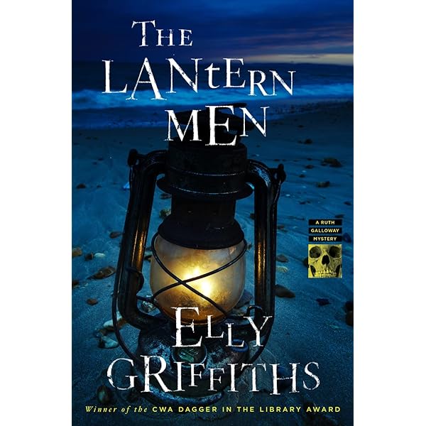 Amazon.com: The Night Hawks: Dr Ruth Galloway Mysteries 13