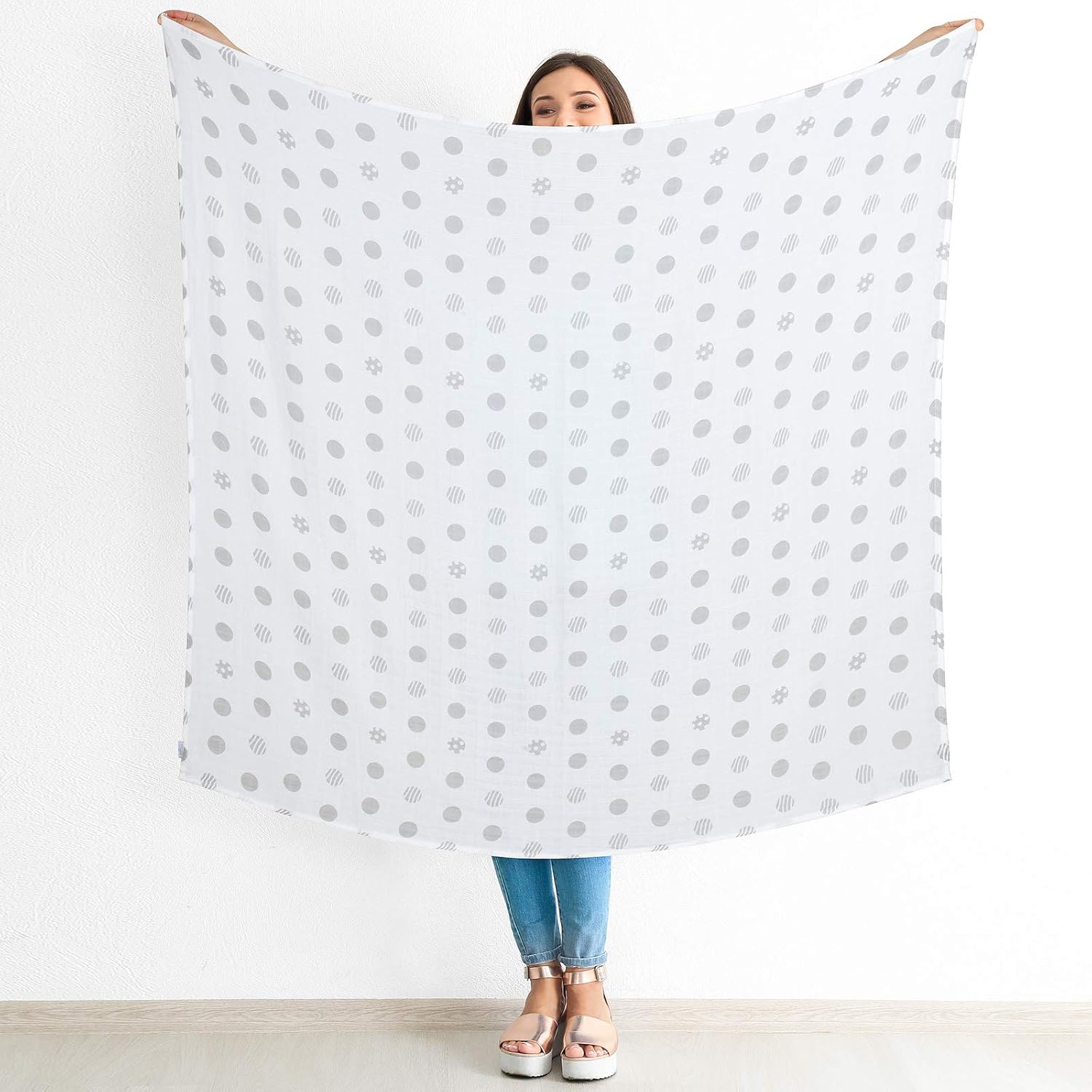 Muslin Swaddle Blankets, Unisex Baby Swaddle Blanket for Newborn Boy Girl, Nursery Swaddling Blankets, 3 Pack Neutral Bamboo Organic Cotton Receiving Swaddle, 47 x 47 Inches: Kitchen & Dining