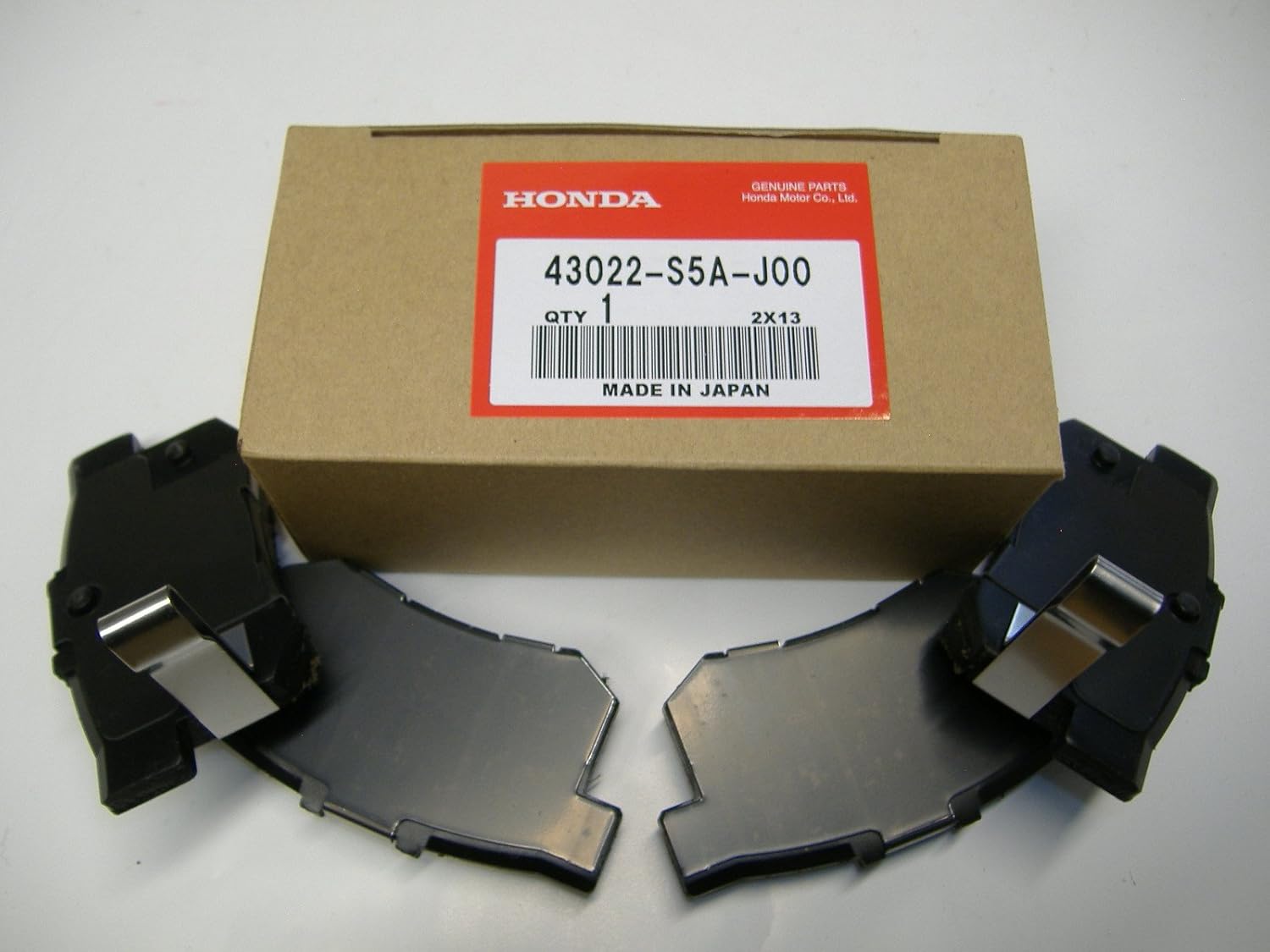Amazon Com Honda Genuine Oem Rear Brake Pads 43022 S5a J00 2007 To 2011 Honda Civic Ex Ex L And Si Automotive