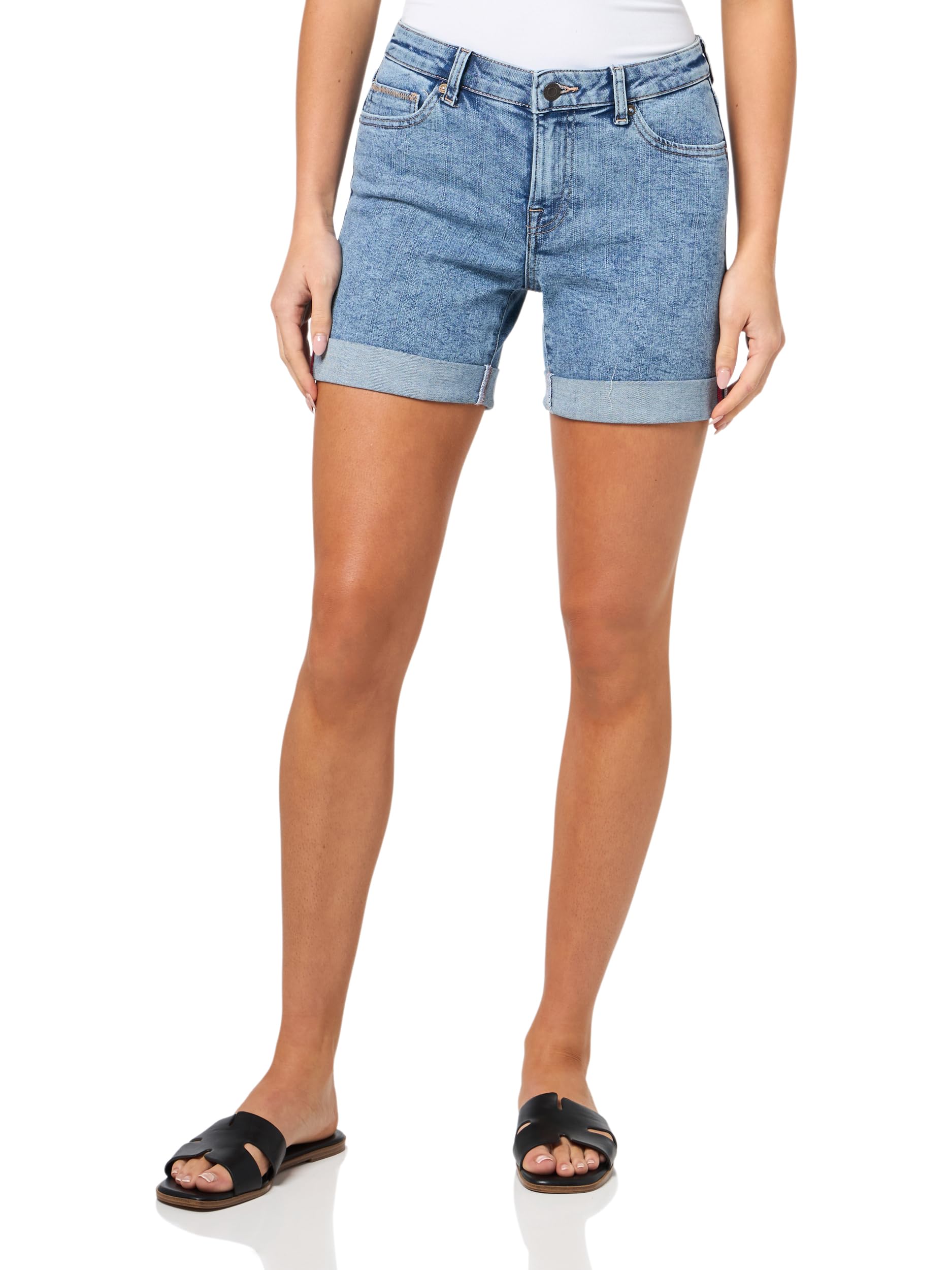Nautica Women’s 5″ Inseam Denim Shorts Dayflower Wash, 6
