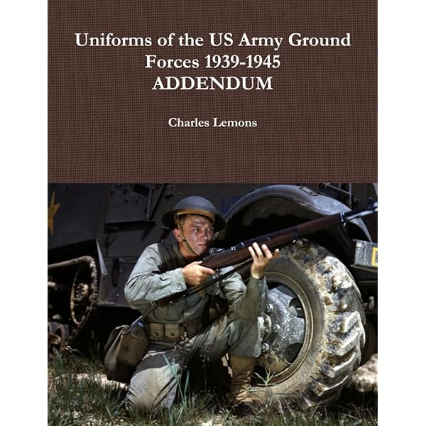 World Army Uniforms 1939 to the Present (2 in 1 volume of Army