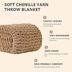 L'AGRATY Chunky Knit Blanket