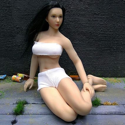seamless female action figure