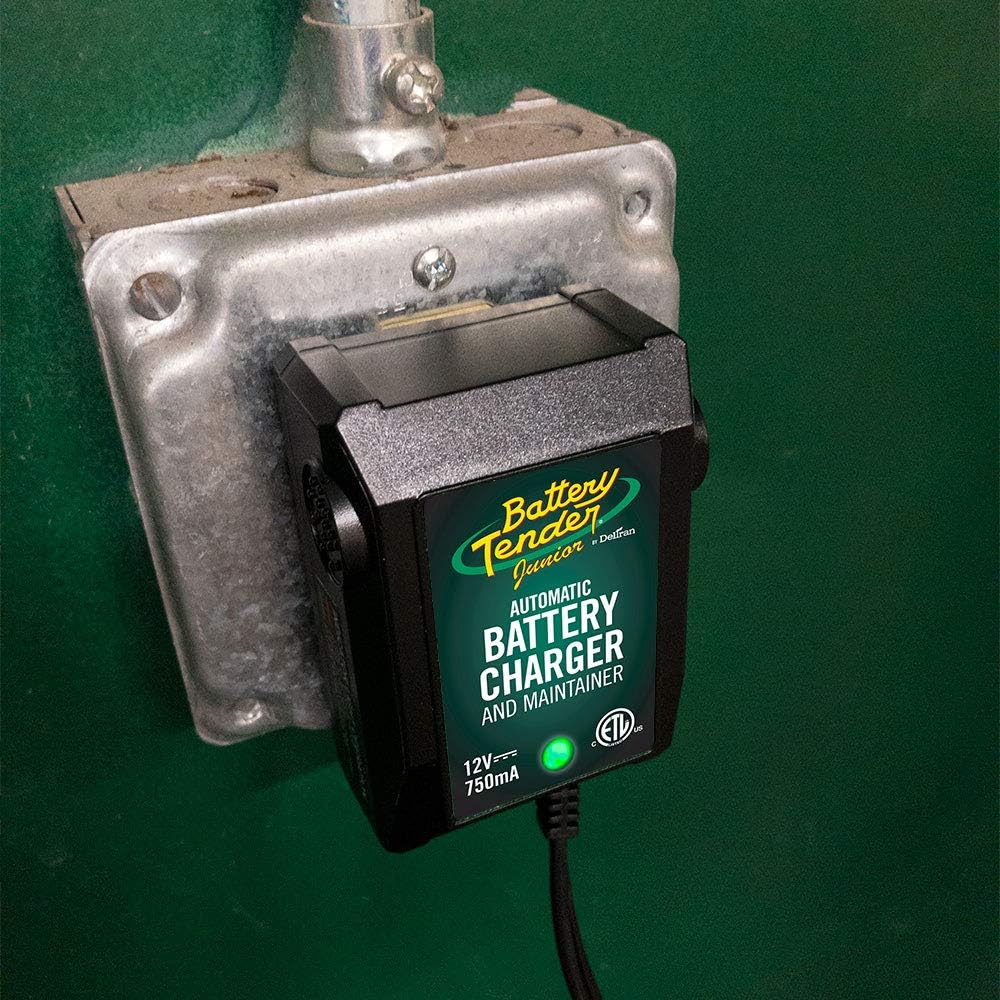 Battery Tender Junior Charger and Maintainer: Automatic 12V Powersports Battery Charger and Maintainer for Motorcycle, ATVs, and More - Smart 12 Volt, 750mA Battery Float Chargers - 021-0123: Automotive