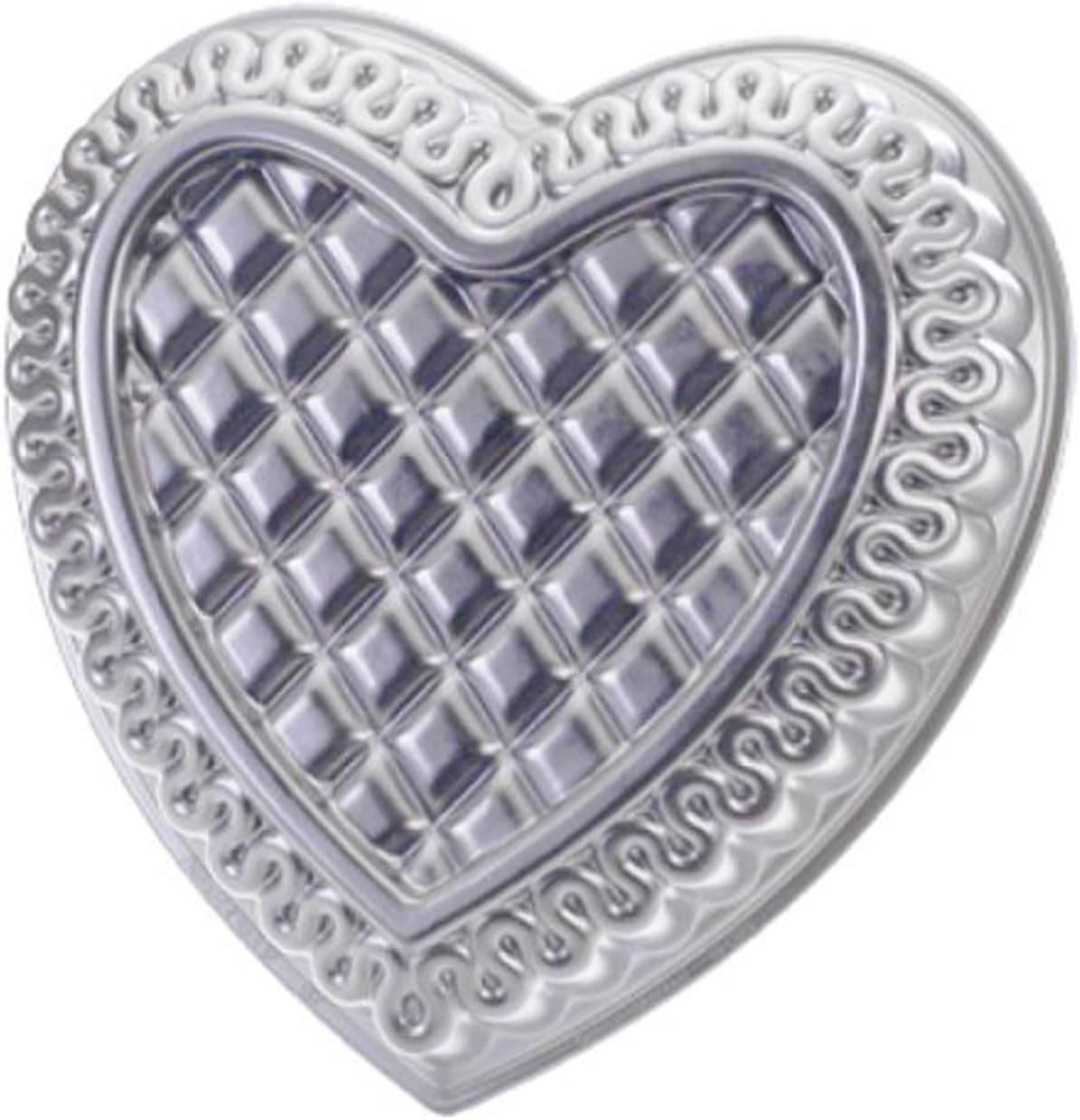 Amazon Com Nordic Ware Quilted Heart Pan Novelty Cake Pans Kitchen Dining